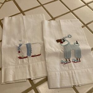 Adorable Animal Guest Towels - look brand new!